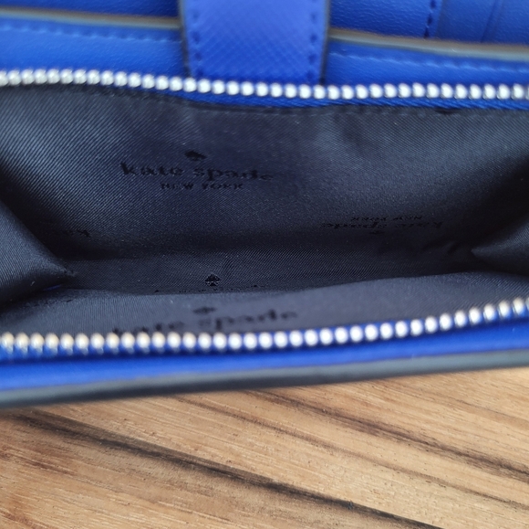 Kate Spade Schuyler Medium Compact Bi-fold Wallet: Blue Multi, 5.6×3.6×1.2, NWT - Picture 5 of 7